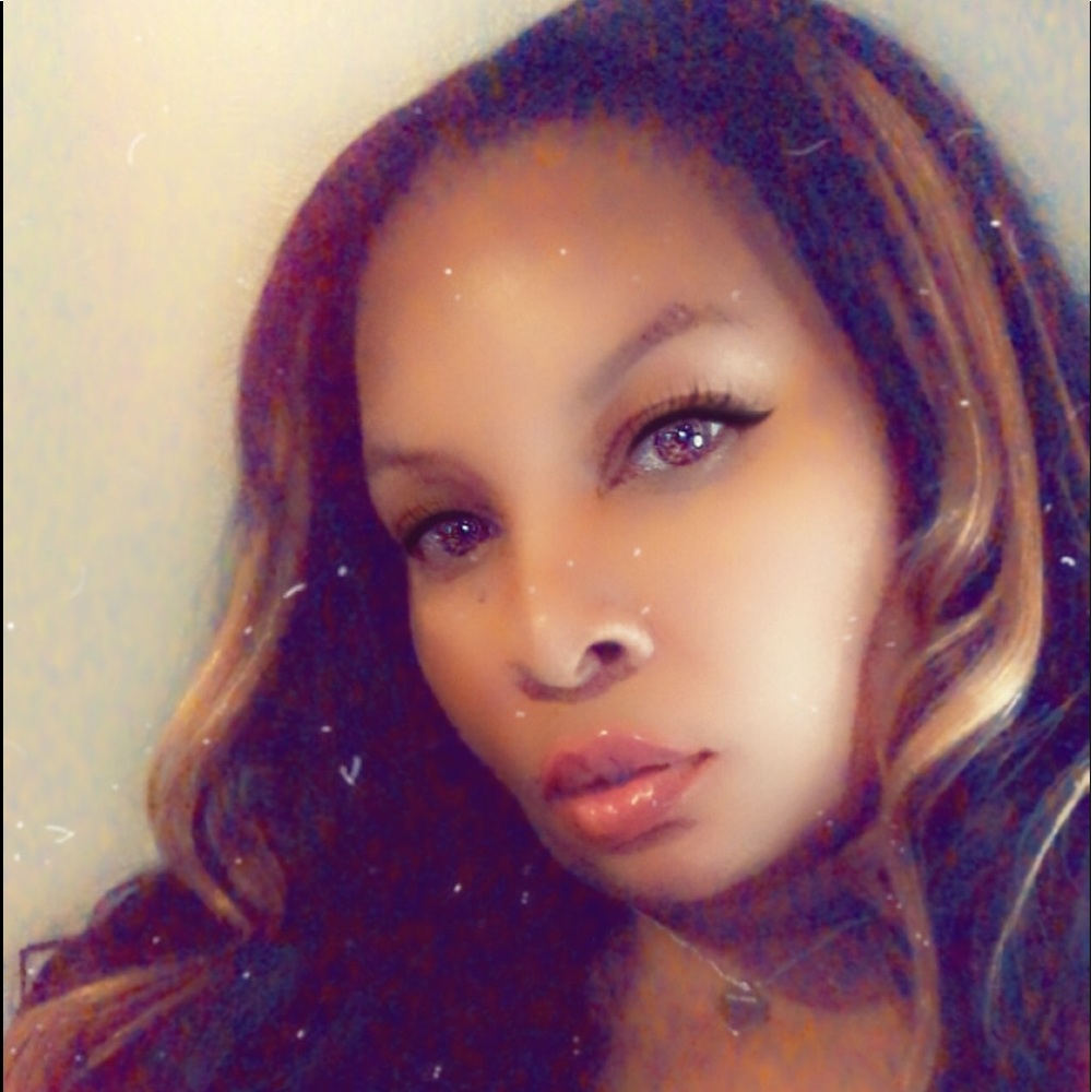 Meet your Posher, Nyrita